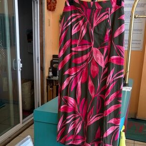 Time and Tru Pink Leaf A-Line Skirt